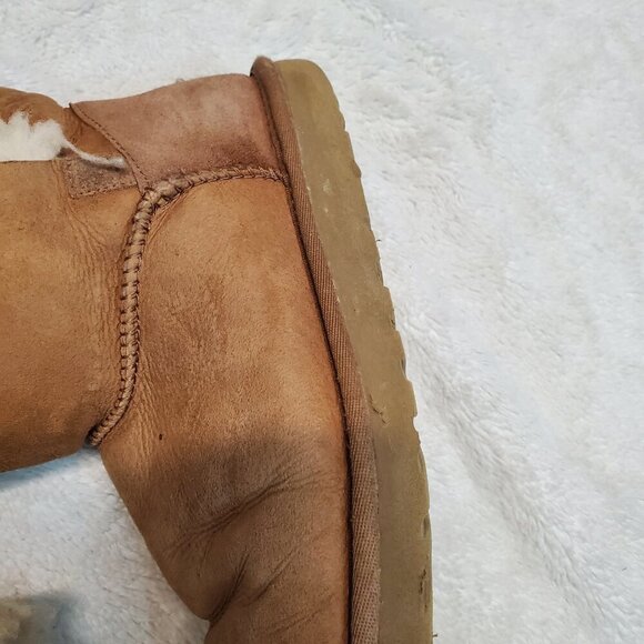 Ugg Tan Chestnut Sheepskin Bailey Boho Button Triplet Tall Boot High Boot SZ 8 - Picture 11 of 16